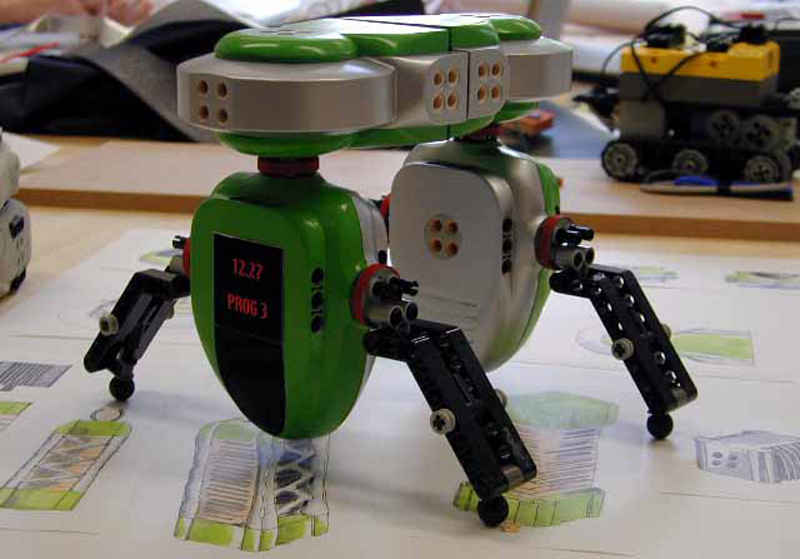 lego roboter mindstorm robots robotics produkt gestaltung industrial design invention system verbindungen modul system technik Jonadesign Jona Design Zürich